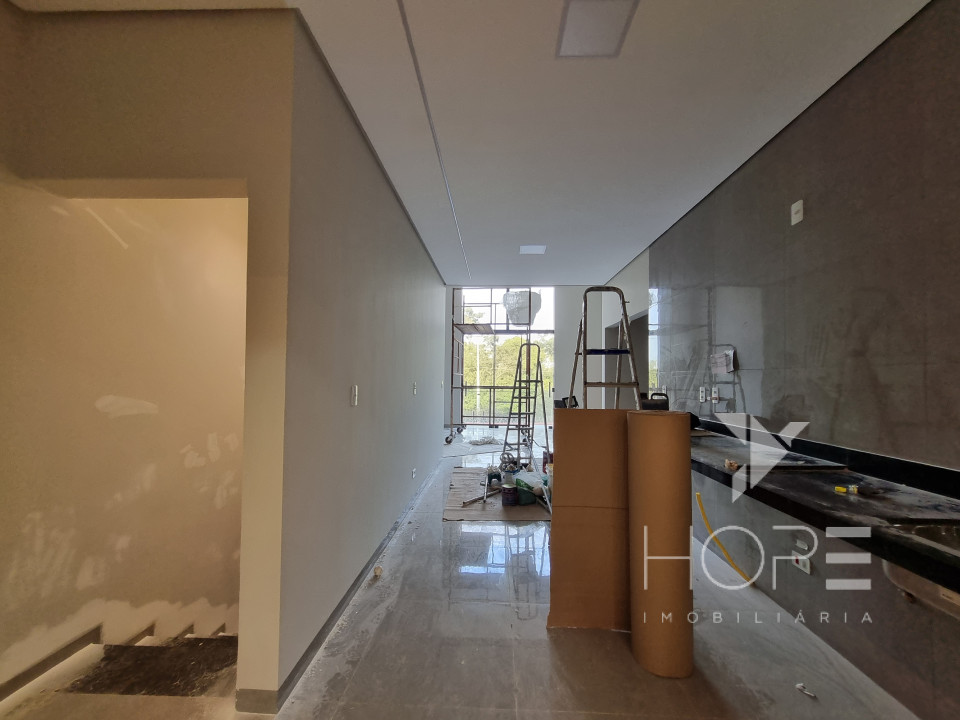 Imagens do imóveis Casa nova no  Condomínio Heimtal Park em Londrina – 3 quartos e área gourmet