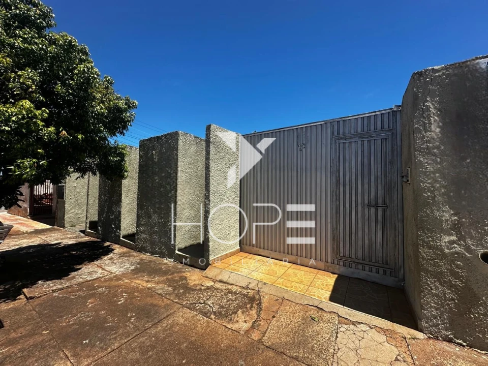 Casa à venda no Maria Lúcia – com edícula – Londrina/PR