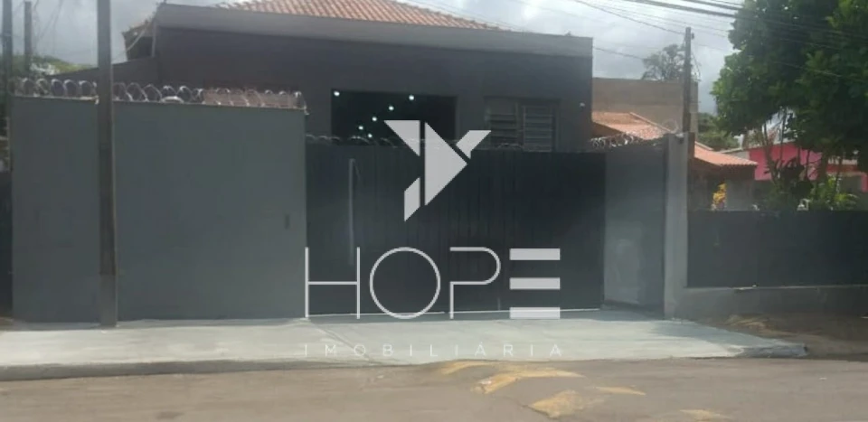 Barracão Comercial para Locação – 302 m² – Via Láctea – Londrina/PR