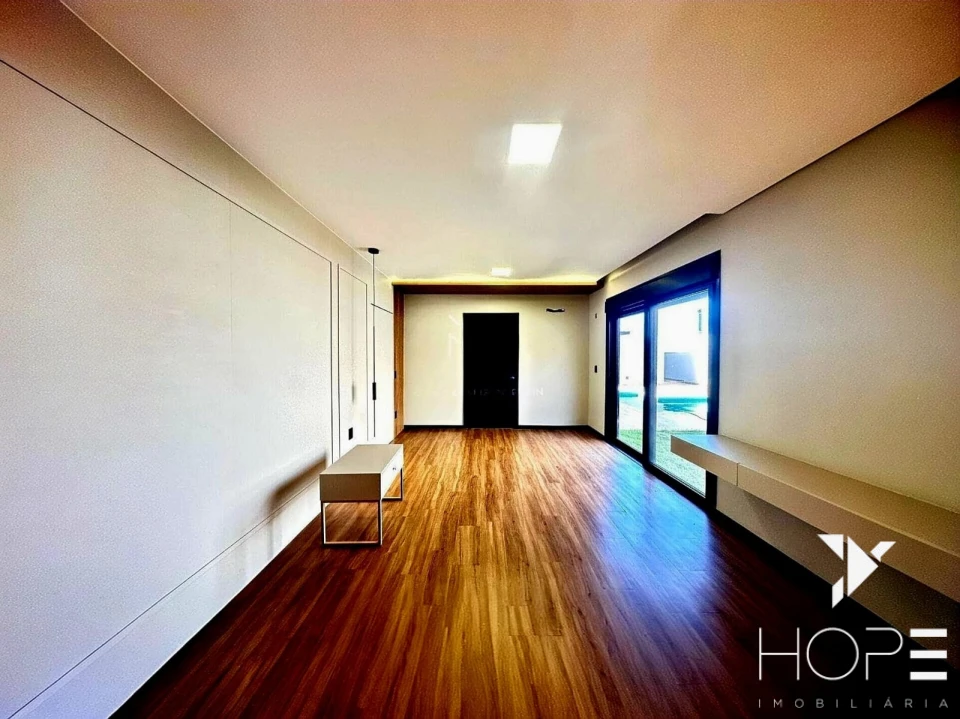 Casa com 300 m² para venda no condominio Sun Lake