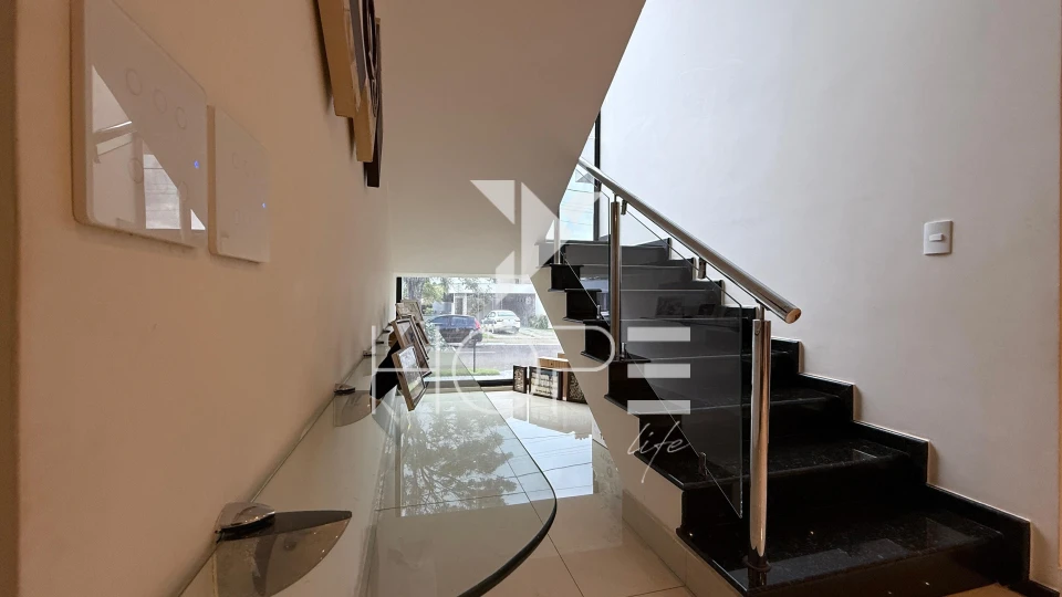 Imagens do imóveis Casa para Locação Sun Lake Residence  – 350 m² privativos – 4 quartos –  Londrina/PR