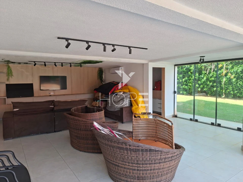 Imagens do imóveis Chácara de alto padrão à venda com 4 suítes – Condomínio Porto das Águas – Porecatu/PR