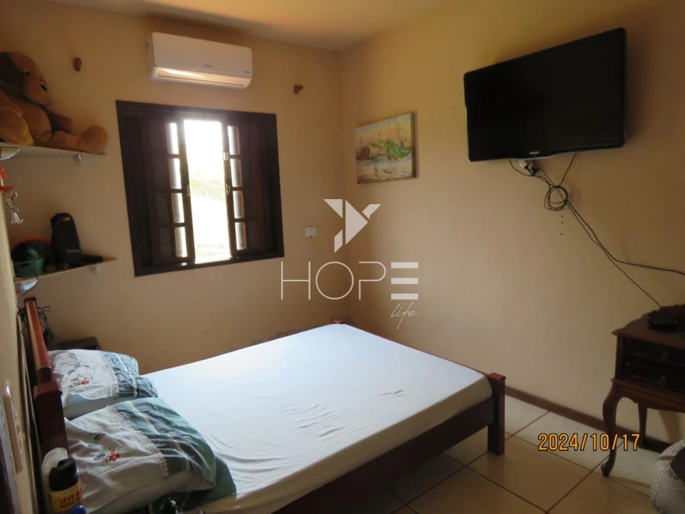 Imagens do imóveis Condominio de Chácaras Riviera do Poente - Chácara Molhada á Venda com 2632m² – 4 Quartos – Alvorada do Sul/PR