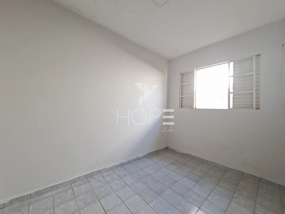 Imagens do imóveis Casa à venda ou LOCAÇÃO na Zona Leste de Londrina | 3 quartos, 1 suíte, 155m² e área de lazer com churrasqueira
