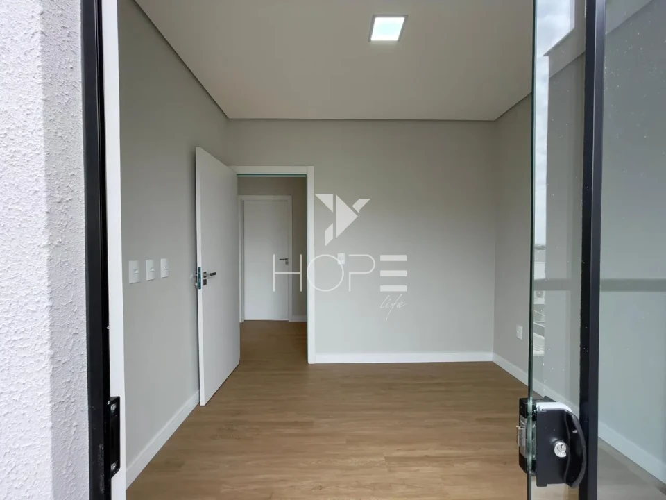 Sobrado em Condomínio à Venda – 105m² Privativos - Morada das Flores (Rosas) – Cambé/PR