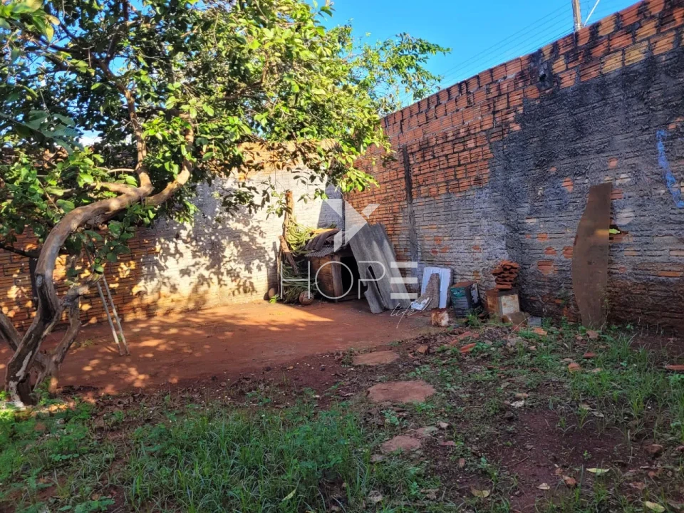 Imagens do imóveis Casa à venda com 77m² - 200m² de terreno - 2 quarto - 1 banheiro - 1 vaga - Jardim Josiane - Cambé PR