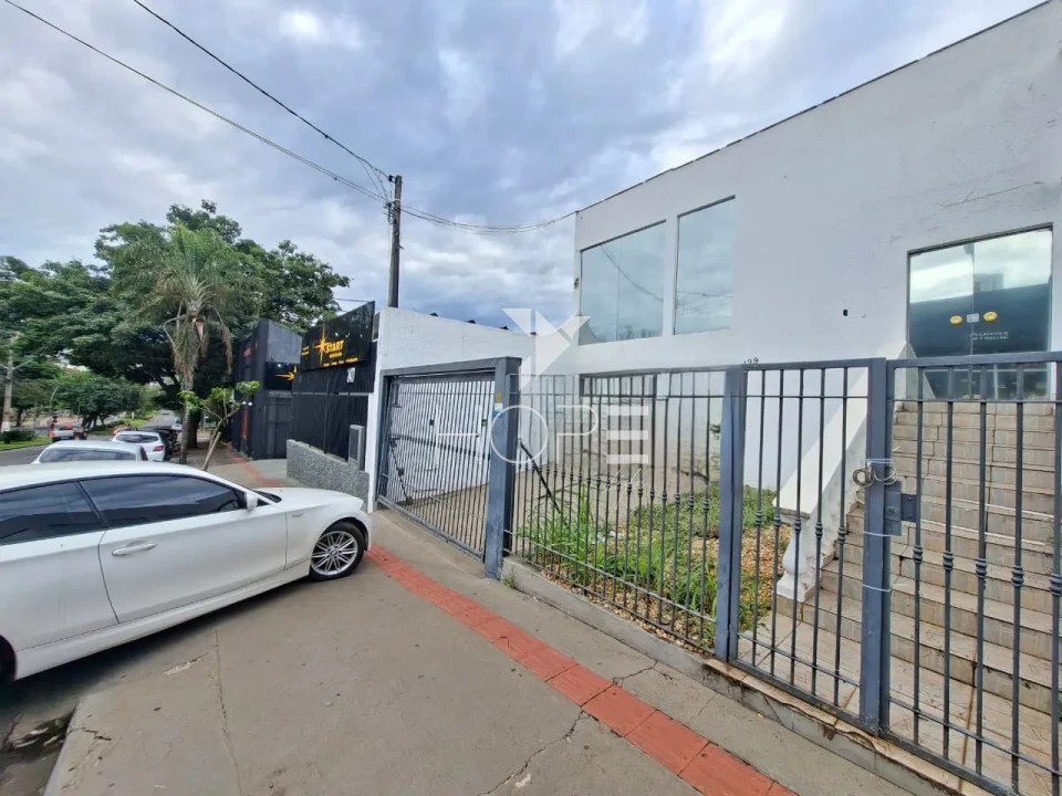 Imagens do imóveis Sobrado comercial para locação com 200m² - 6 salas - 6 vagas - Av. Higienópolis - próximo ao Lago Igapó - Londrina PR