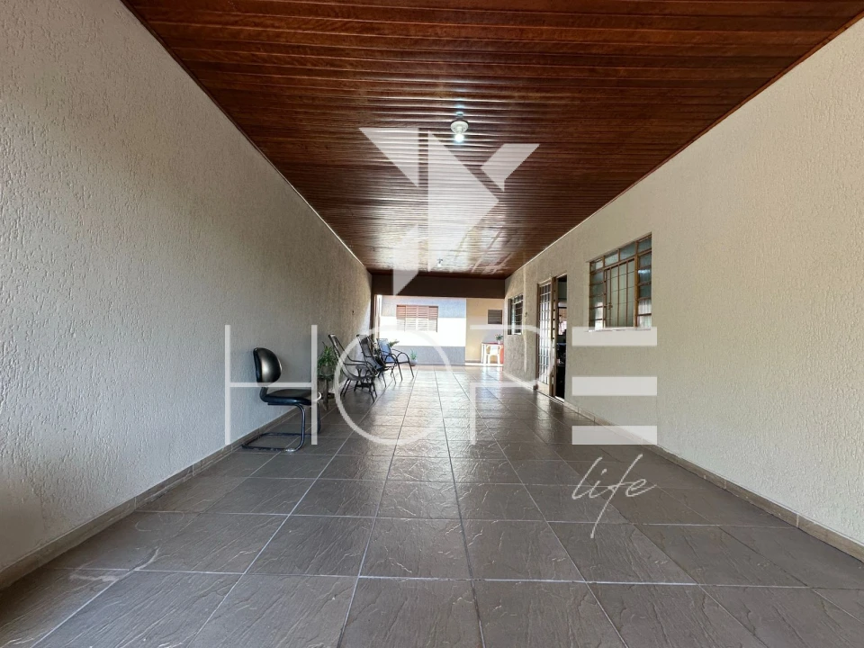 Imagens do imóveis Casa à venda/ Locação  no Conjunto José Giordano – 2 quartos (1 suíte) – 178 m² – Zona Norte – Londrina/PR