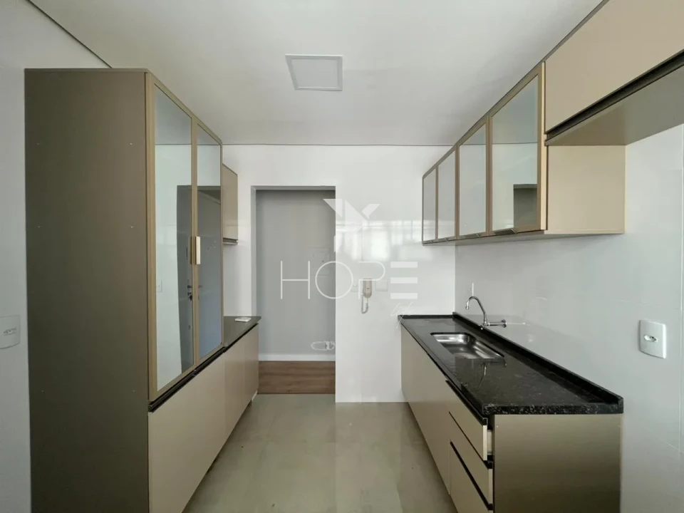 Apartamento à Venda – 59 m² – 2 Quartos – Edifício Torre de Belém – Centro – Londrina/PR