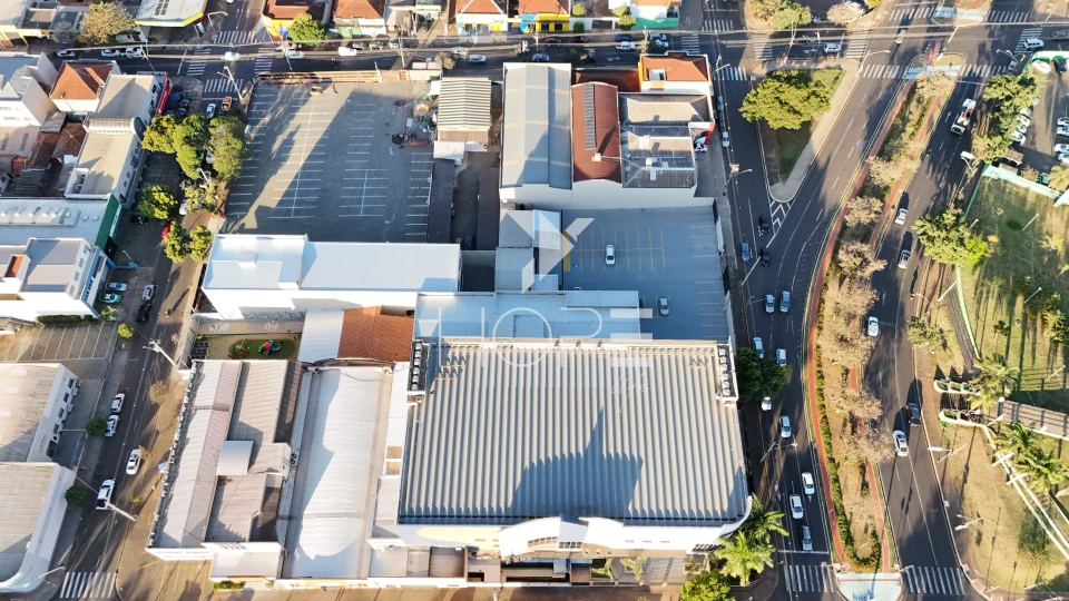 Imagens do imóveis Loja/Sala/ponto comercial para locação com 768 m² - 4 banheiros - até 20 vagas - Av Duque de Caxias - Londrina PR