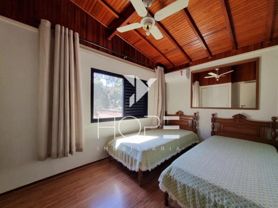 Chácara escriturada molhada à venda – Porteira Fechada – 12.000m² – Alvorada do sul/PR