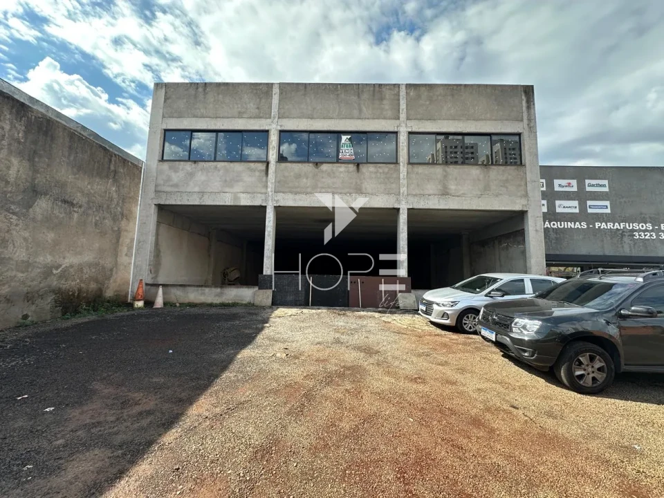 Imagens do imóveis Ponto comercial à venda com 1.300 m² - 3 pavimentos - Avenida Duque de Caxias - região central - Londrina PR