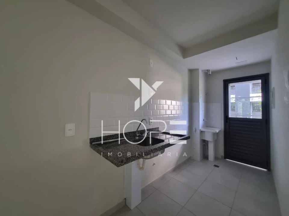 Apartamento Disponivel para VENDA ou LOCAÇÃO Térreo com Garden Amplo no Malibu – Conforto, Espaço e 3 Dormitórios