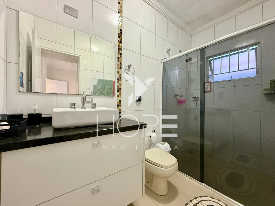 Casa à venda – 3 quartos – 180 m² – Jardim Brasília – Londrina/PR