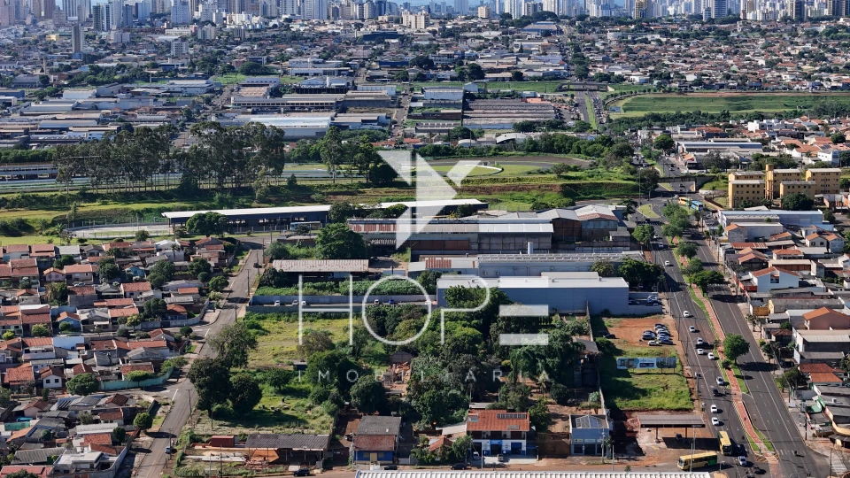 Imagens do imóveis Terreno Comercial à Venda  – Avenida da Liberdade – Região Norte – Londrina PR