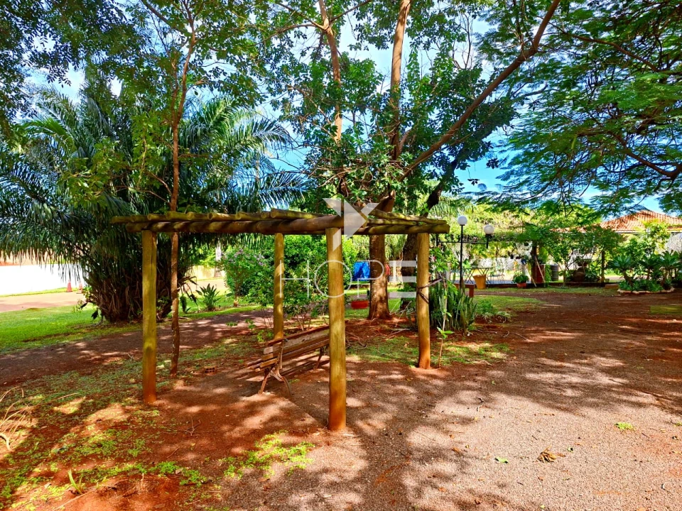 Imagens do imóveis Condomínio Riviera do Poente - chácara à venda com 1.300 m² - 2 quartos - 1 suíte - 4 vagas -  piscina - Alvorada do Sul PR