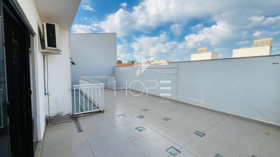 Imagens do imóveis Casa à venda com 250 m² - 3 quartos sendo 2 suítes - 4 vagas - espaço gourmet - Conjunto do Café - Zona Norte - Londrina PR