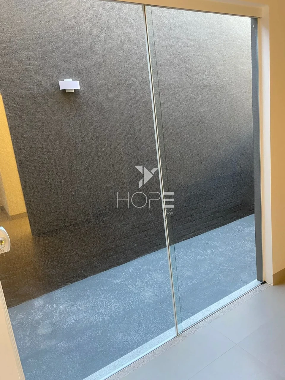 Ponto comercial reformado à venda com 244m² - estrutura para clínica - 5 salas - 3 vagas - Jardim Londrilar - Londrina PR