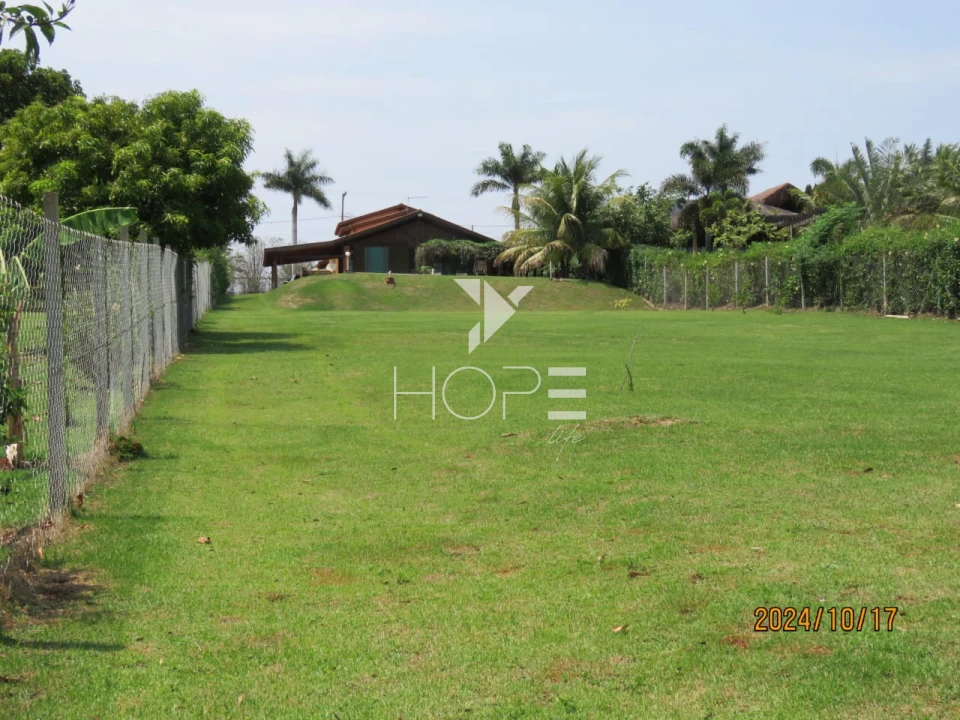 Imagens do imóveis Condominio de Chácaras Riviera do Poente - Chácara Molhada á Venda com 2632m² – 4 Quartos – Alvorada do Sul/PR