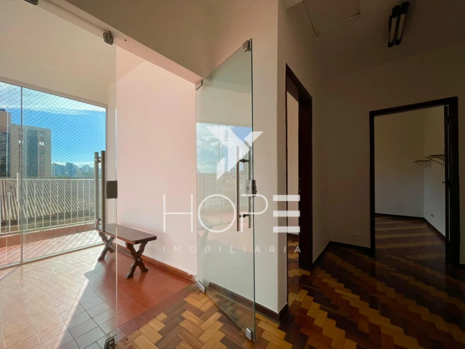 Sobrado com Edícula para Venda e Locação – 5 Quartos – Jardim Londrilar – Centro – Londrina/PR