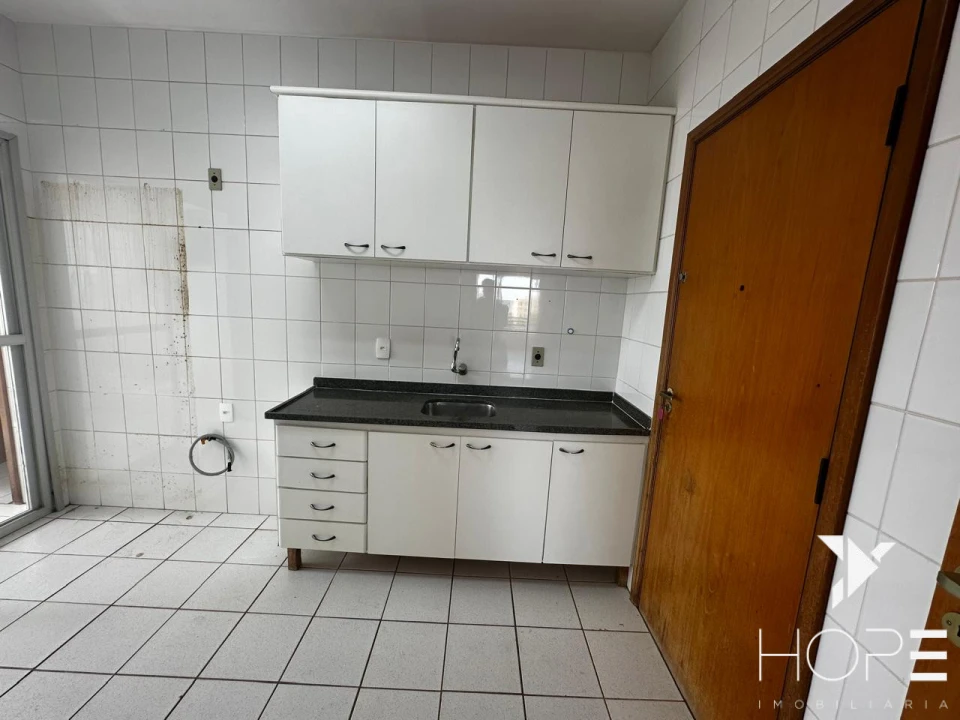 Apartamento à venda – 142 m² – Edifício Ilhas Canárias – Jardim Higienópolis – Londrina/PR