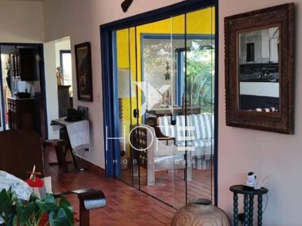 Fazenda à venda na região de Botucatu/SP – 119,5 alqueires – Rica em água