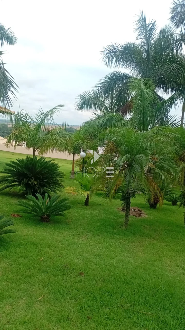 Imagens do imóveis Casa de Alto Padrão com 3 Suítes em Condomínio Fechado – Terreno de 5.000m² com Piscina Aquecida e Espaço Gourmet – Rolândia/PR