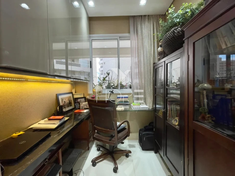 Imagens do imóveis Edíficio Casa Battló à Venda – 245m² – 3 Suítes – Gleba Palhano – Zona Sul – Londrina/PR