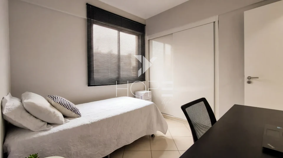 Imagens do imóveis Edifício Vilhena - apartamento porteira fechada à venda com 61m² - 2 quartos - 1 vaga - Centro - Londrina PR