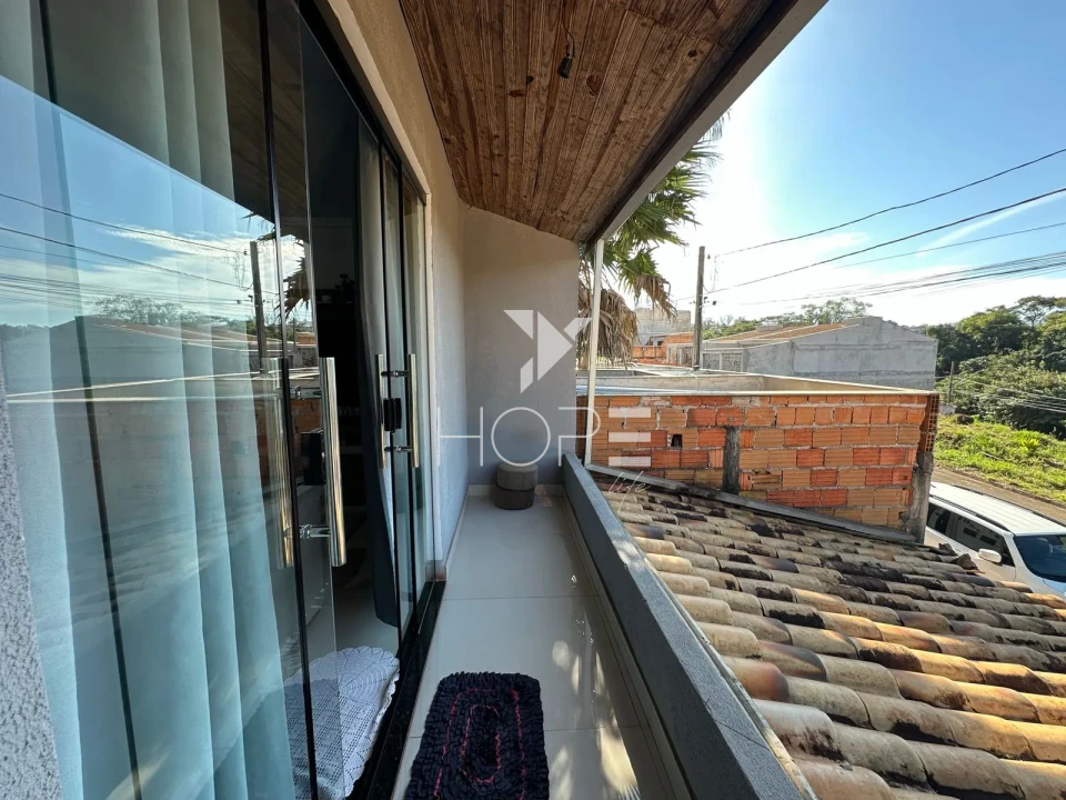 Imagens do imóveis Casa Geminada Sobrado à venda com 3 quartos-  Jardim Tókio – Zona Oeste – Londrina/PR