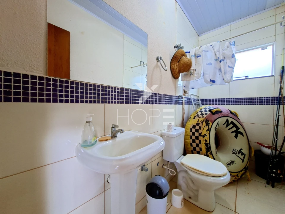 Imagens do imóveis Condomínio Riviera do Poente - chácara molhada à venda com 2.277 m² - 4 suítes - piscina - sauna - Alvorada do Sul PR