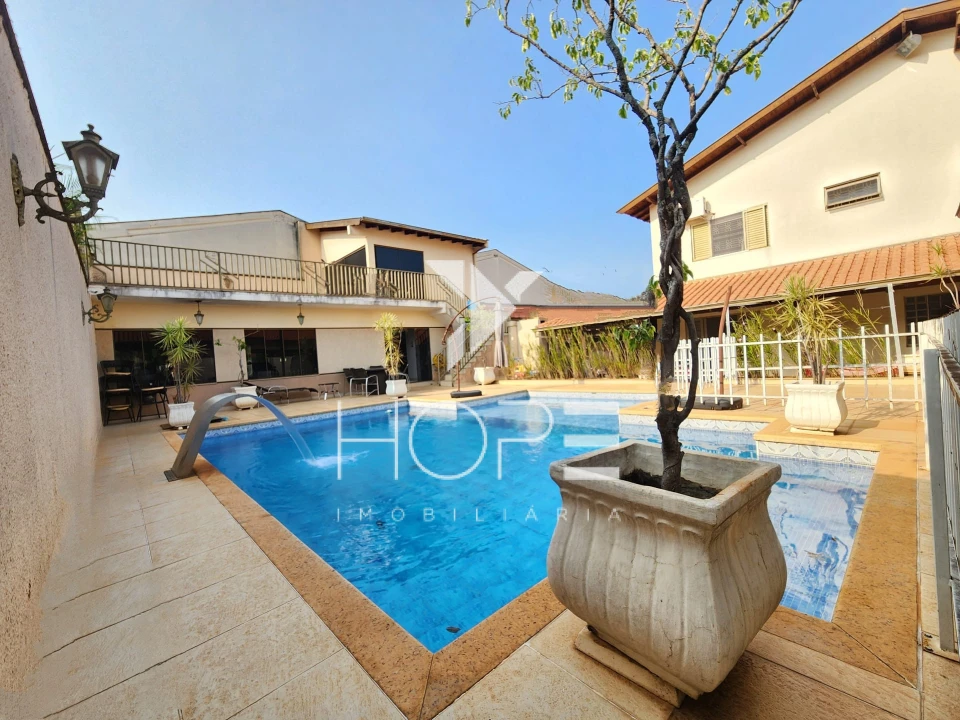 Sobrado à Venda 5 Quartos – Bairro Coliseu – Zona Norte Londrina PR