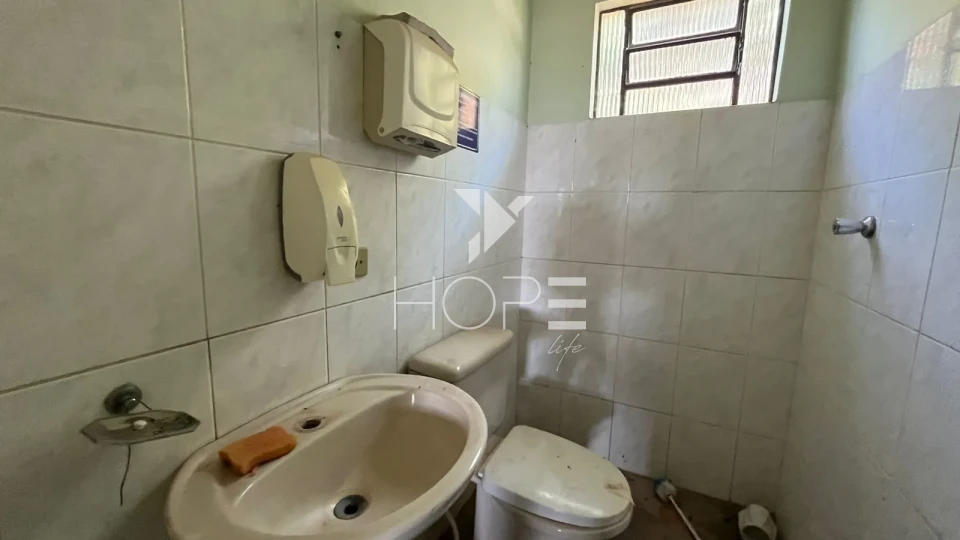 Imagens do imóveis Barracão para venda e locação – 5.000m² de terreno – 1.000m² de Barração - 150m² de escritório - com docas – Zona Industrial – Ibiporã/PR