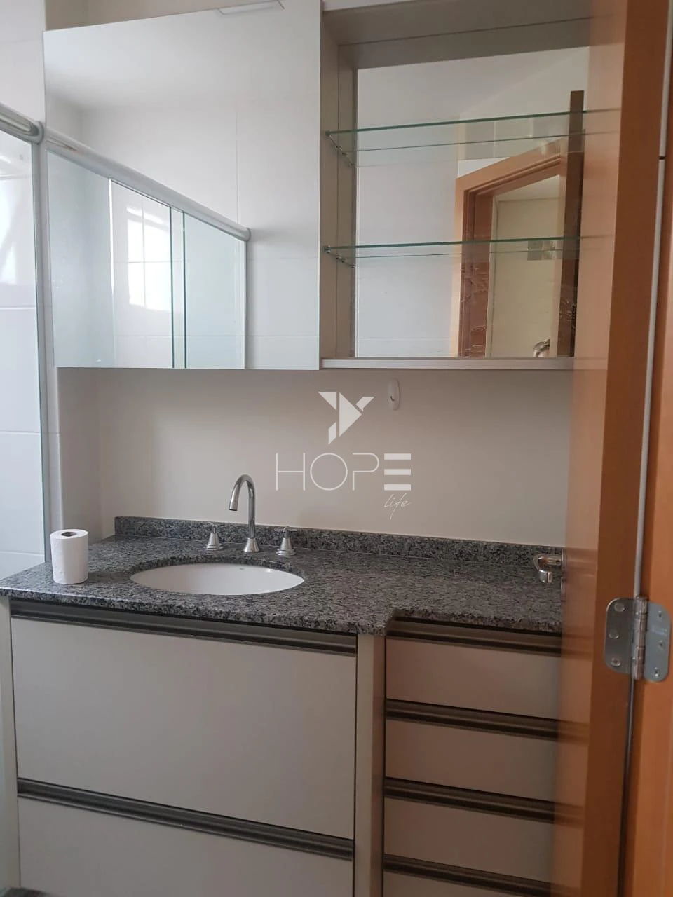 Imagens do imóveis NYC PALHANO - LOCAÇÃO R$ 2.900.00 - Semi Mobiliado - 3 quartos (1 suíte) – 2 vagas de garagem – Gleba Palhano – Londrina/PR