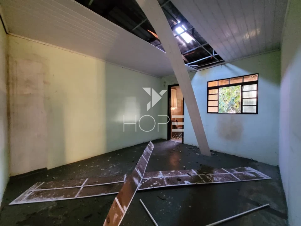 Imagens do imóveis Casa à venda com 367 m² - 2 quartos - 1 Banheiro- 3 Vagas - Residencial Quadra Norte - Londrina PR