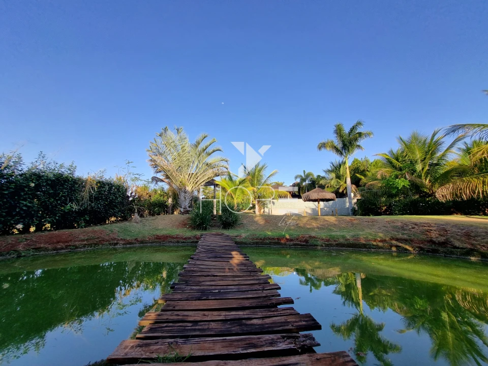 Imagens do imóveis Condomínio Riviera do Poente – Chácara Molhada porteira fechada À venda  – 4 suítes – 5 vagas – 2.600 m² – Alvorada do Sul/PR