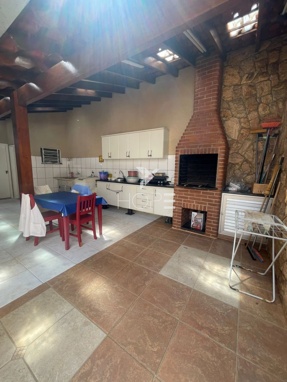 Imagens do imóveis Casa à venda com 192 m² - 4 quartos - 4 banheiros - 3 vagas - Jardim Adriana II - Zona Sul - Londrina/PR