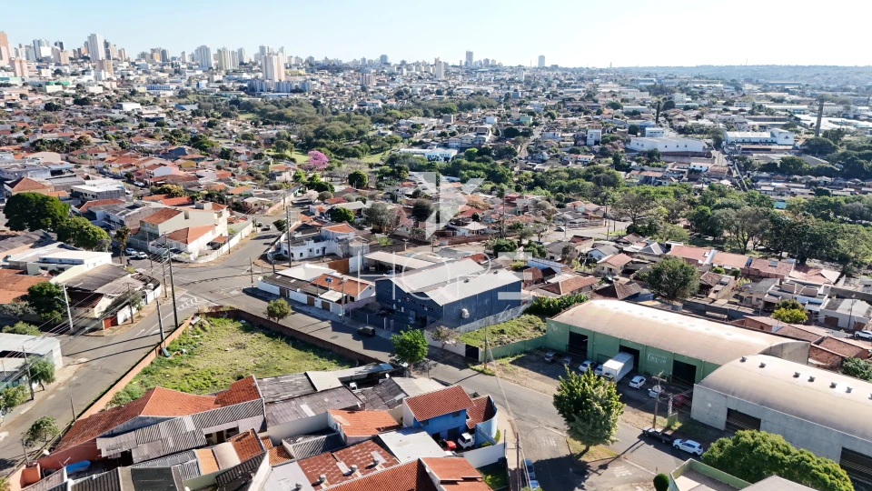 Imagens do imóveis Terreno comercial ZC-3 à venda com 557m² - Av Jorge Casoni - região central - Londrina PR