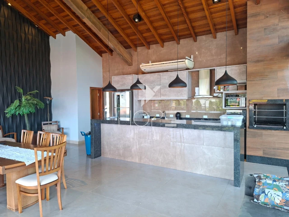 Imagens do imóveis Chácara de alto padrão à venda com 4 suítes – Condomínio Porto das Águas – Porecatu/PR