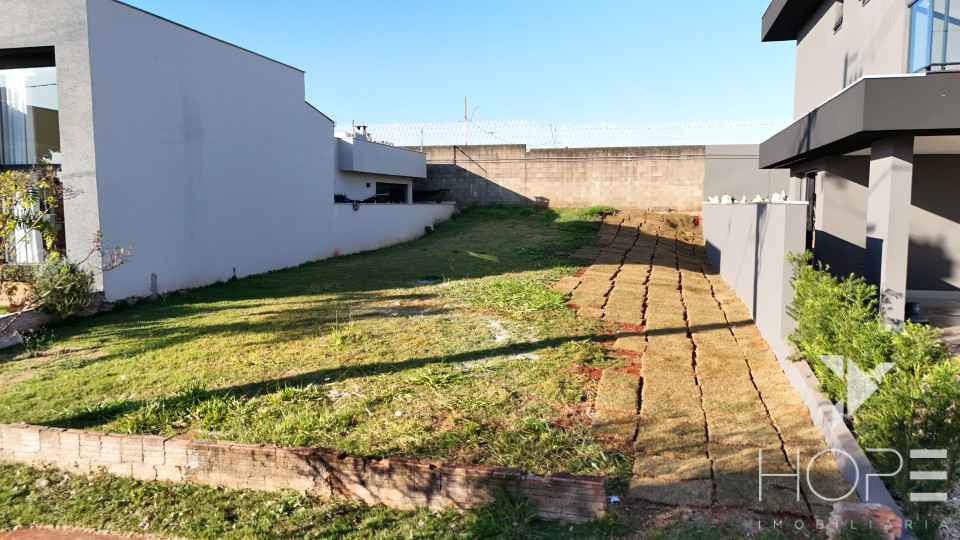 Imagens do imóveis TERRENO DE  257 m² CONDOMINIO TAUÁ ARANGUA