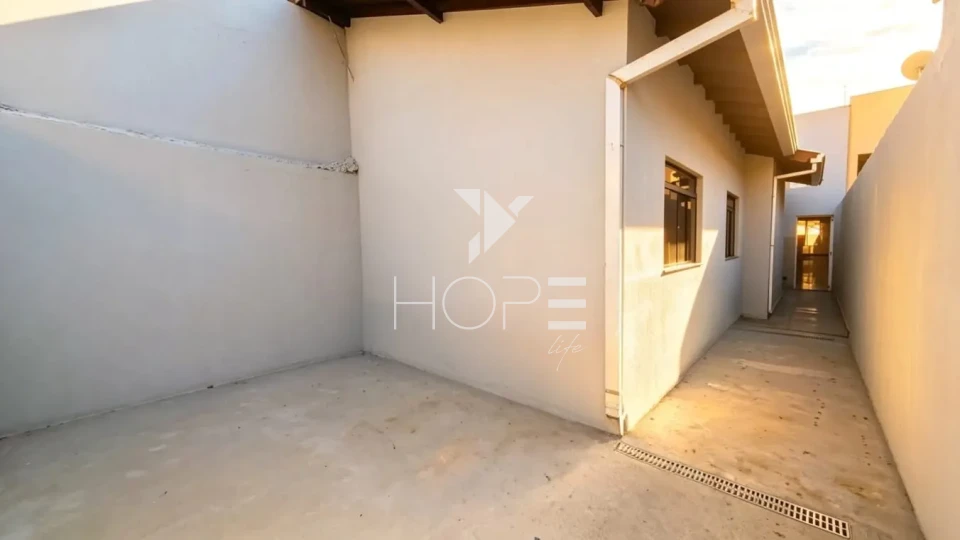 Imagens do imóveis Casa Geminada à venda com 67 m² - Terreno de 125 m² - Jardim Aliança - Zona Norte - Londrina PR