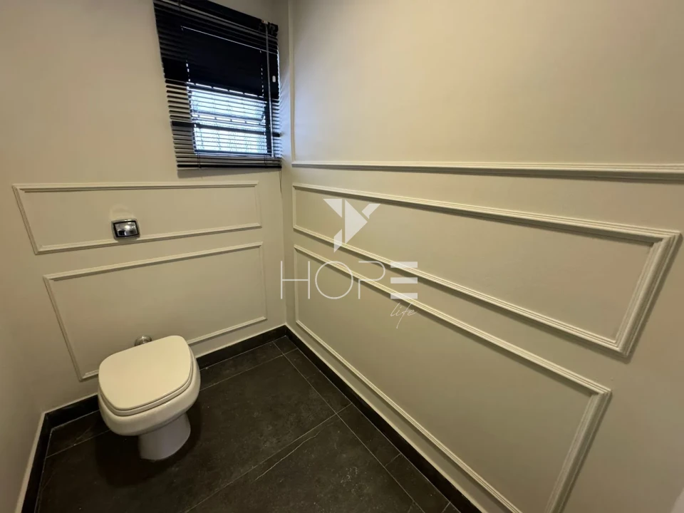 Imagens do imóveis Casa comercial com 260 m² - 6 vagas para clientes - edícula - Londrina PR
