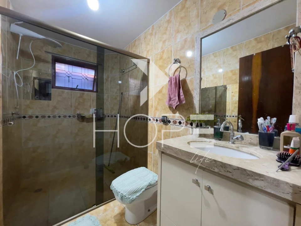 Imagens do imóveis Sobrado com piscina à Venda – 276m² Internos – 5 Quartos – Jardim Silvino – Zona Leste – Cambé/PR