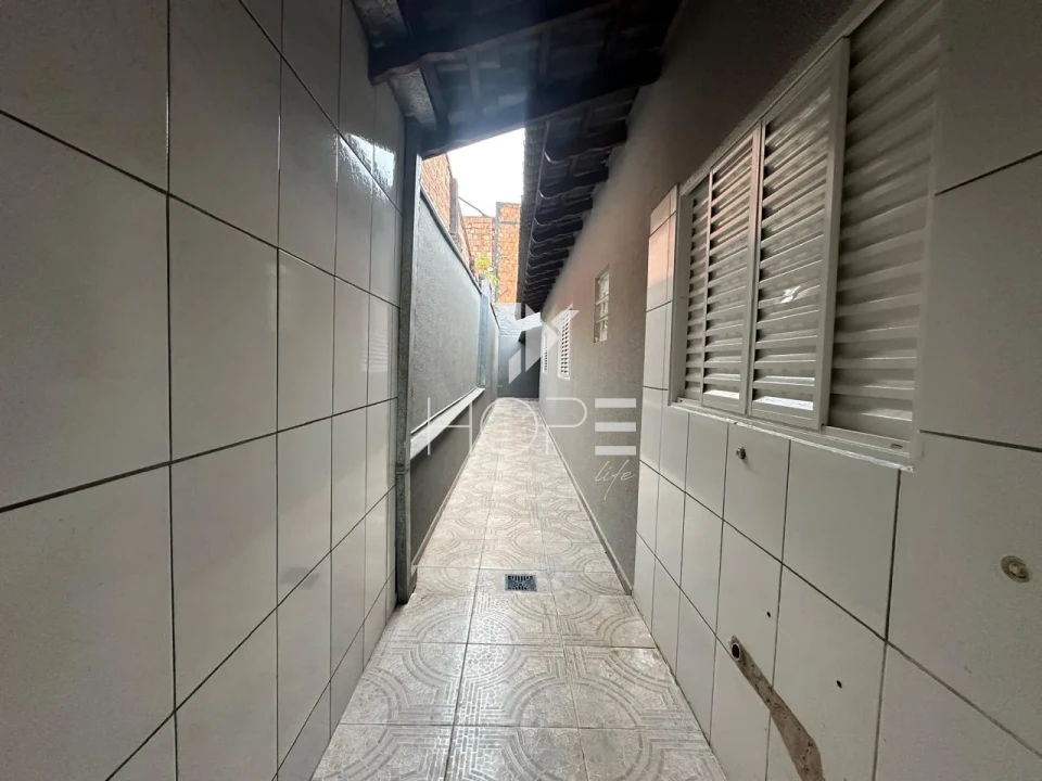 Imagens do imóveis Casa geminada à venda com 3 quartos e suíte no Jardim Palmeiras – Zona Norte – Londrina/PR