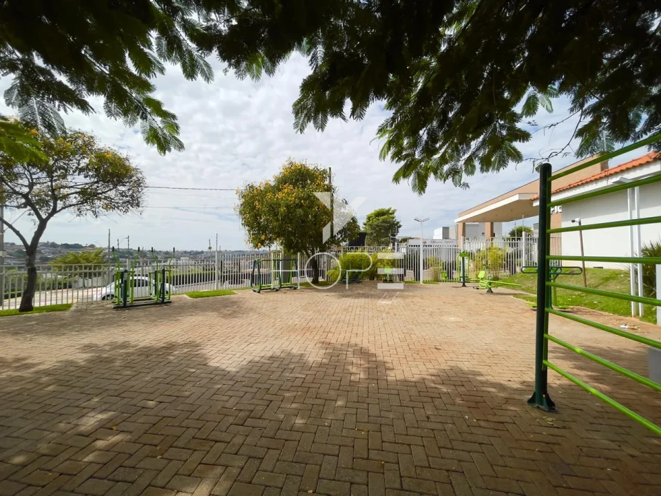 Sobrado em Condomínio à Venda – 105m² Privativos - Morada das Flores (Rosas) – Cambé/PR