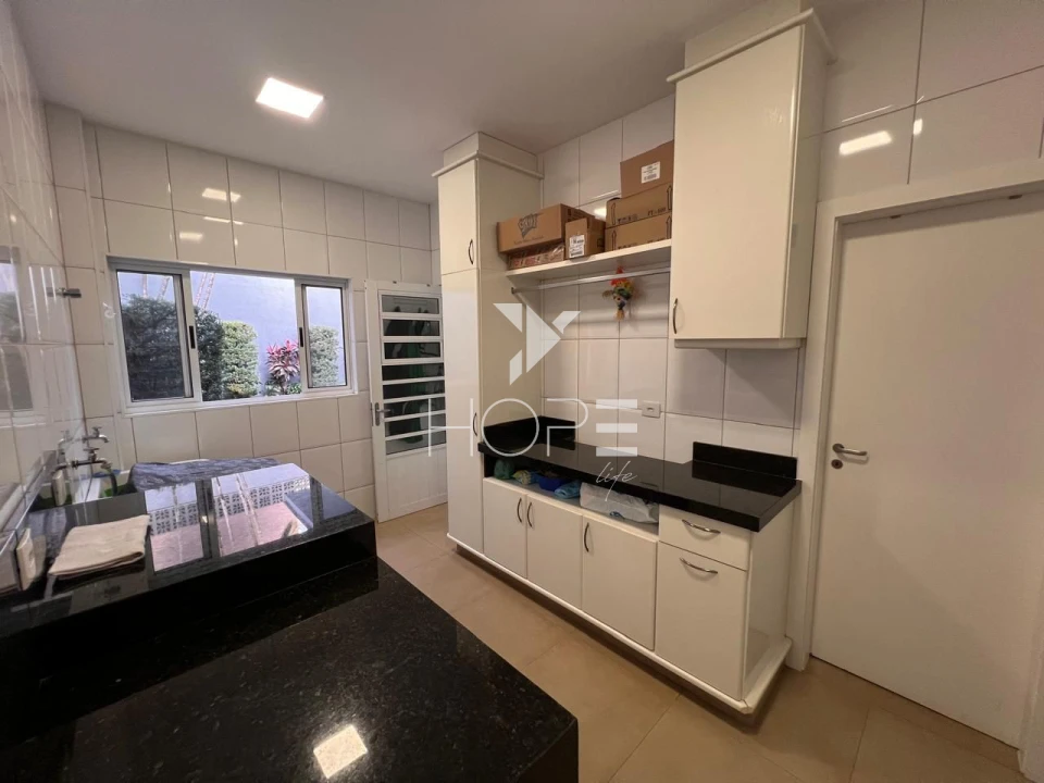 Imagens do imóveis SANTANA RESIDENCE - CASA A VENDA - ACEITA PERMUTA - 4 QUARTOS (2 SUITES) -