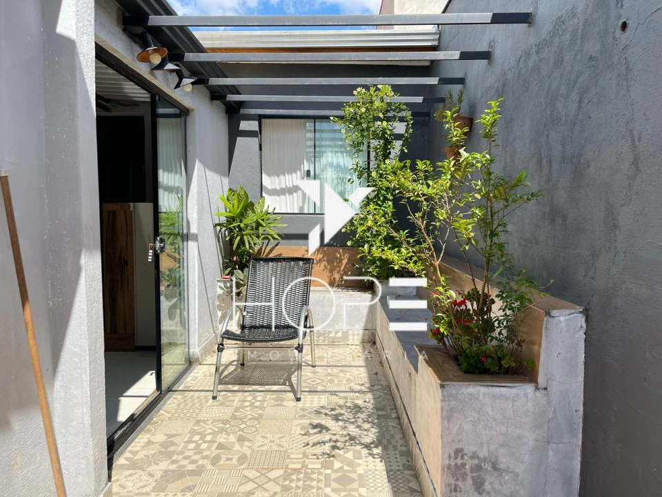 Casa à venda – 4 quartos – Jardim Alvorada – Londrina/PR