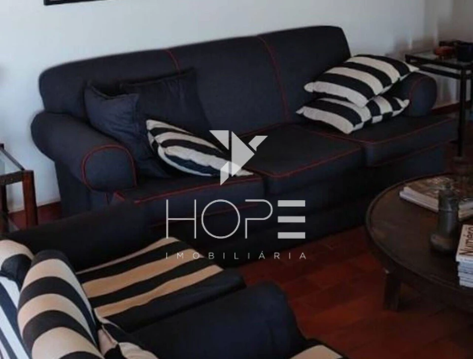 Fazenda à venda na região de Botucatu/SP – 119,5 alqueires – Rica em água