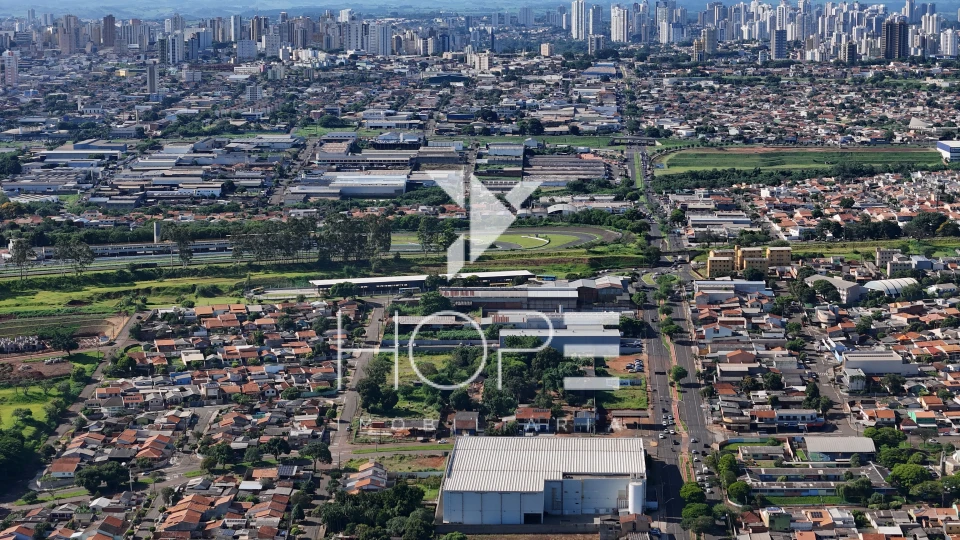 Terreno comercial à venda – aprox. 11.000 m² – Av. da Liberdade – Londrina/PR