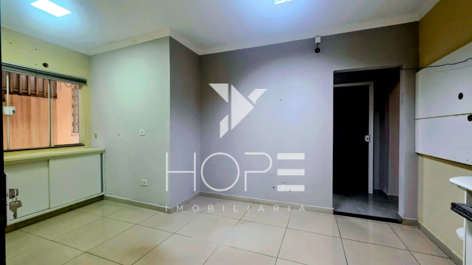 AMPLO ESPAÇO COMERCIAL  A VENDA - CENTRO - LONDRINA